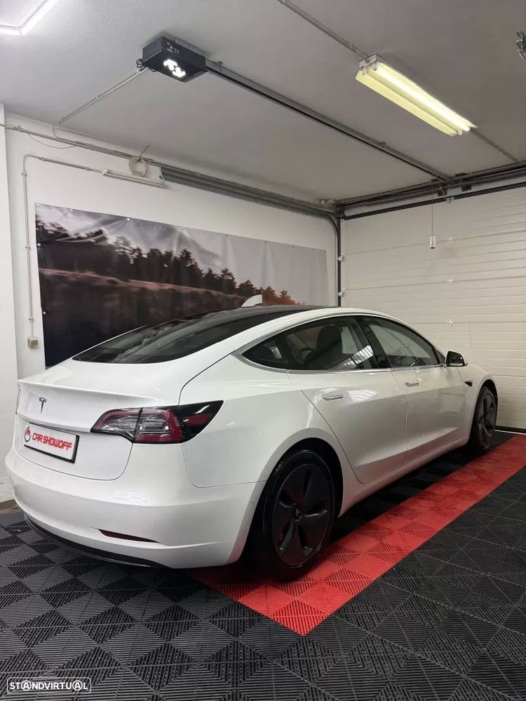 Tesla Model 3 Long Range Tração Traseira - 1