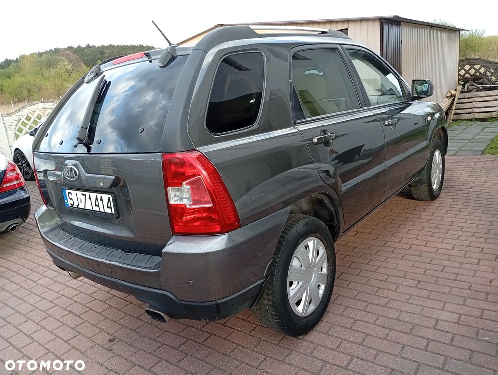 Kia Sportage 2.0 Tour - 14