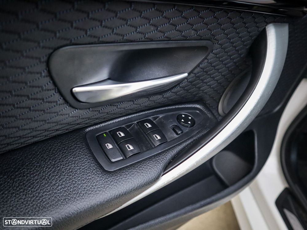 BMW 420 Gran Coupé d Pack M Auto - 47