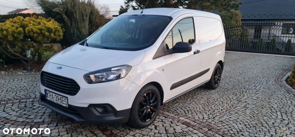 Ford Transit Courier - 1