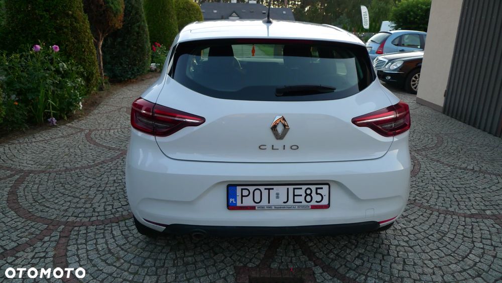 Renault Clio - 7