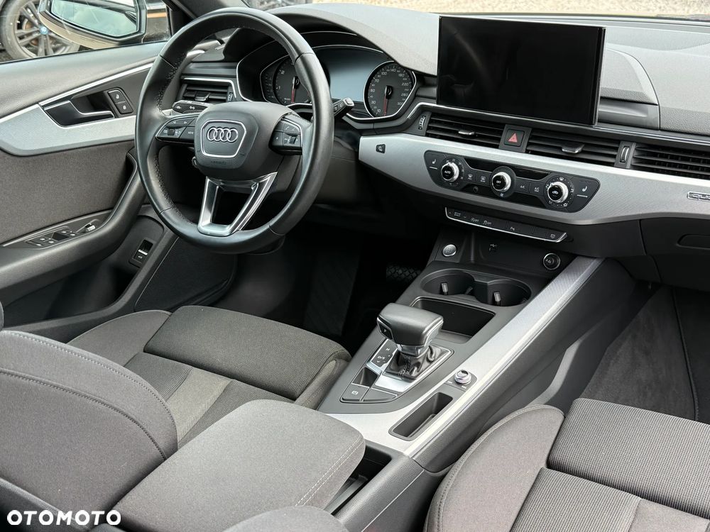 Audi A4 Avant 40 TDI quattro S tronic advanced - 18