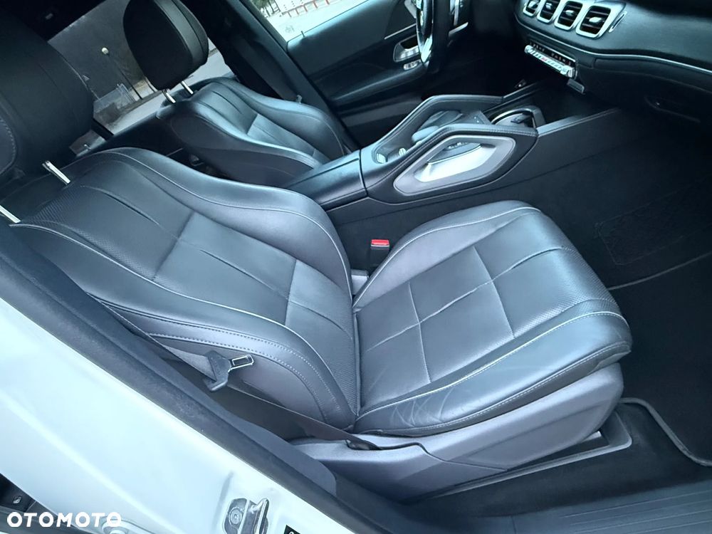Mercedes-Benz GLS - 19