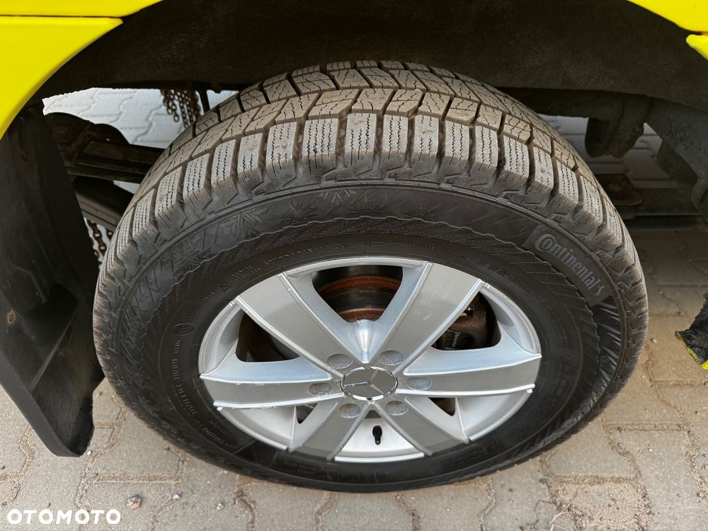 Mercedes-Benz Sprinter - 27