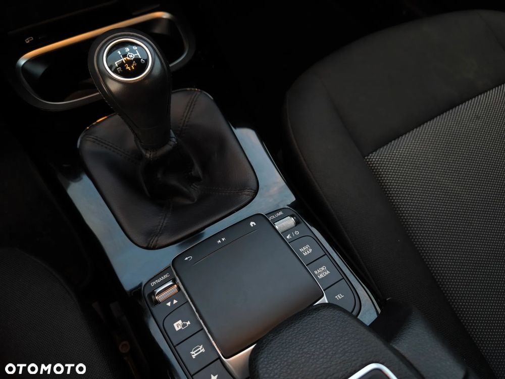 Mercedes-Benz Klasa A 180 d Advanced AMG Line - 11