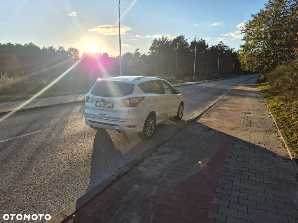 Ford Kuga Vignale 2.0 TDCi FWD - 13