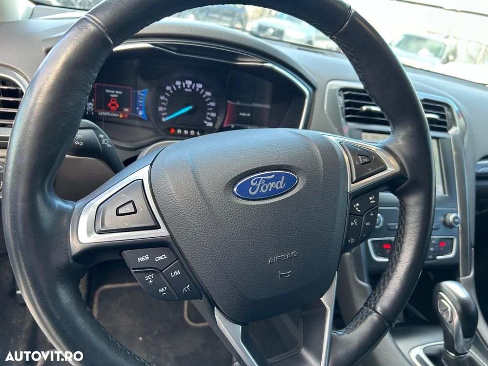 Ford Mondeo 2.0 HEV Titanium - 21