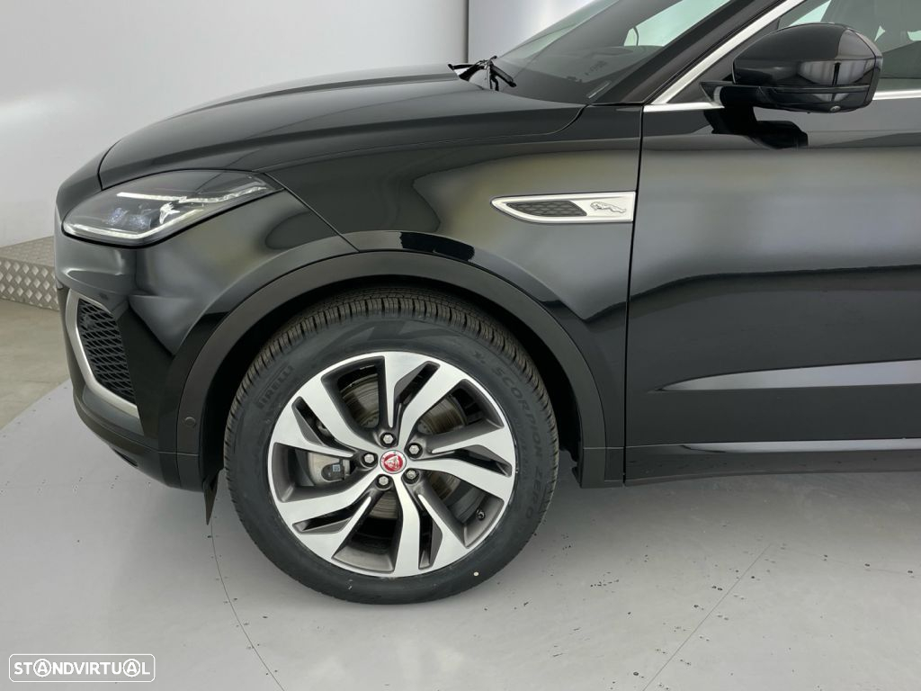 Jaguar E-Pace 1.5 P300e R-Dynamic SE AWD Aut. - 20