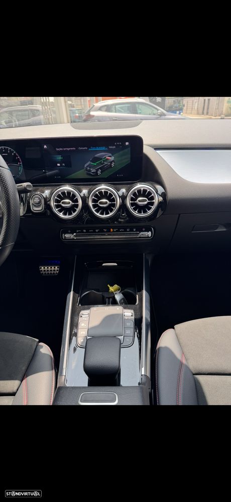 Mercedes-Benz GLA 250 - 15