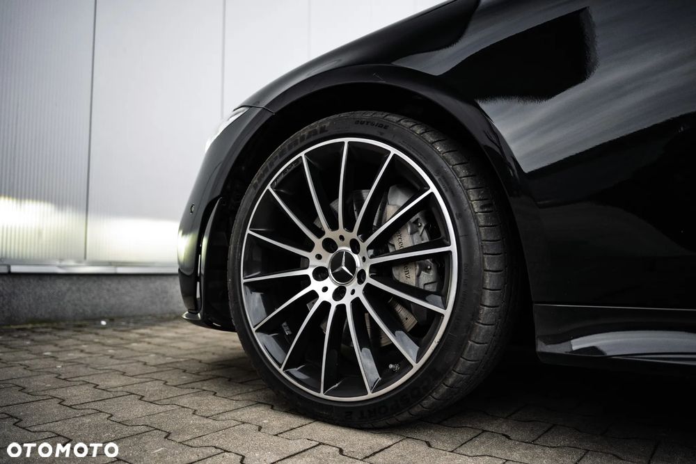 Mercedes-Benz CLS 400 d 4Matic 9G-TRONIC AMG Line - 11