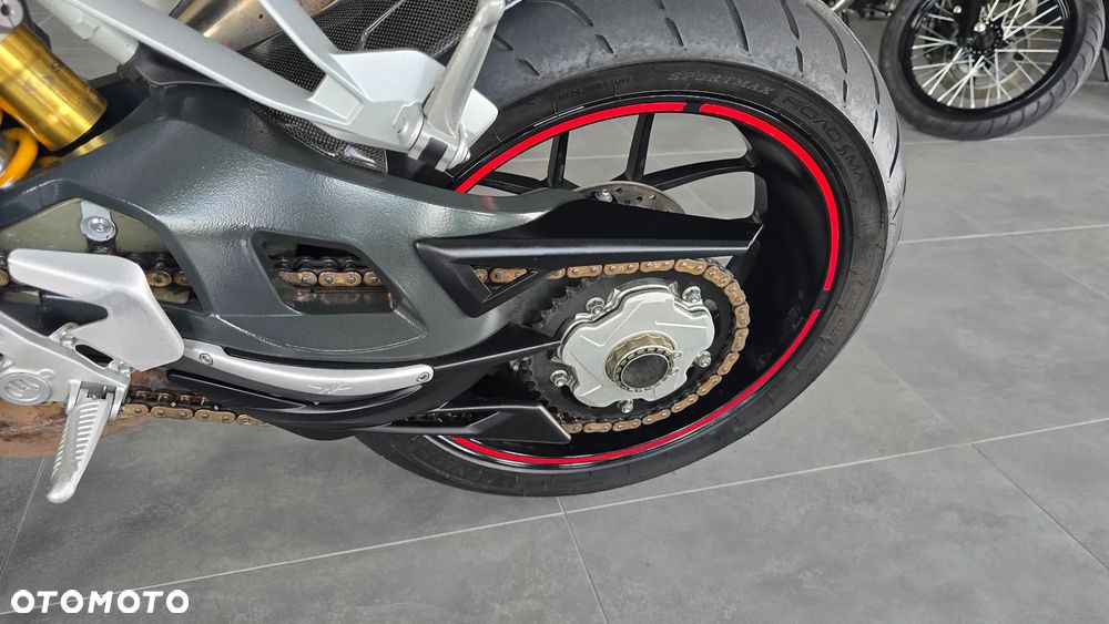 MV AGUSTA Brutale - 24
