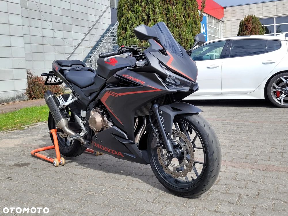 Honda CBR - 3