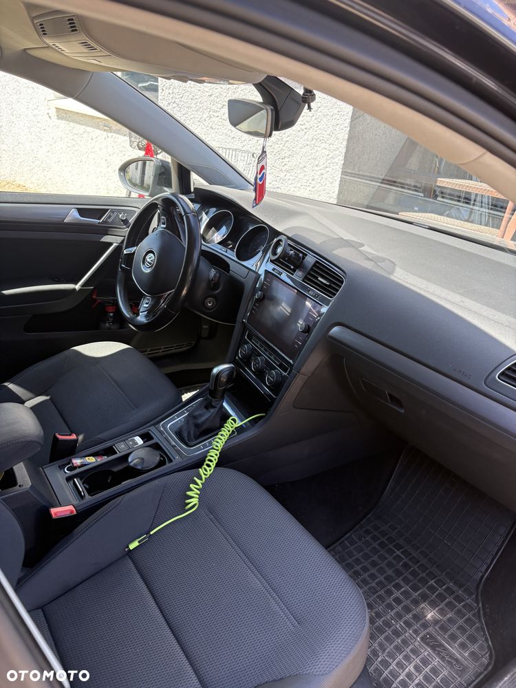 Volkswagen Golf 1.5 TSI BMT Evo Highline DSG - 2