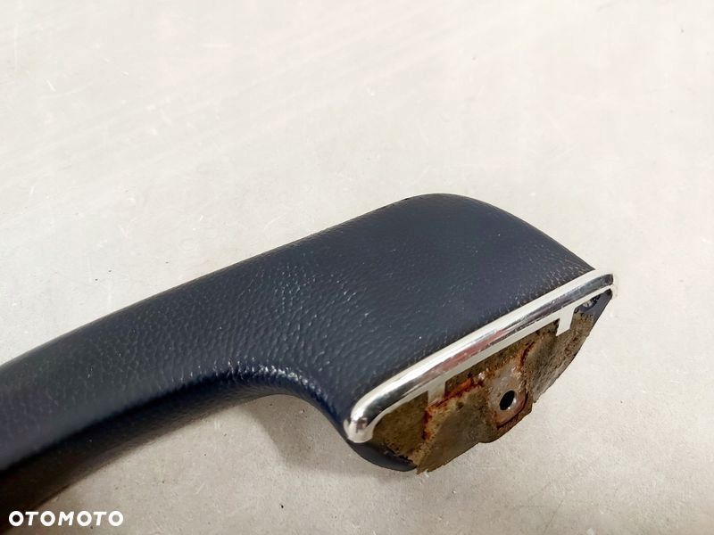 MERC W123 RĄCZKA UCHWYT DRZWI LEWY TYŁ NIEBIESKI - 2