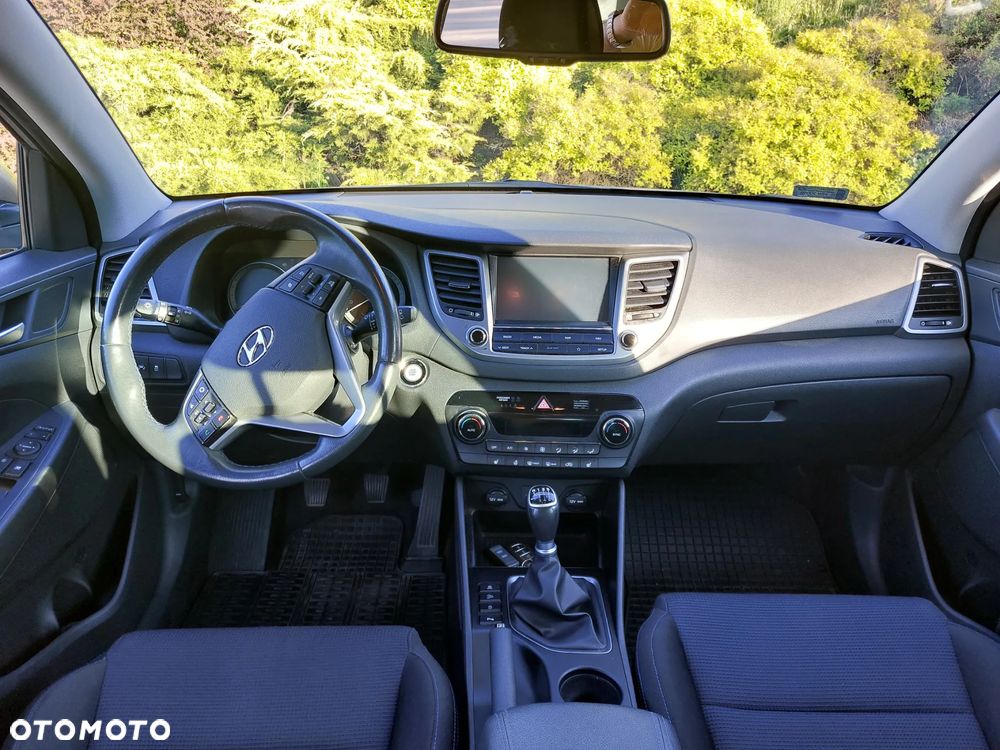 Hyundai Tucson 1.6 GDI BlueDrive Style 2WD - 9
