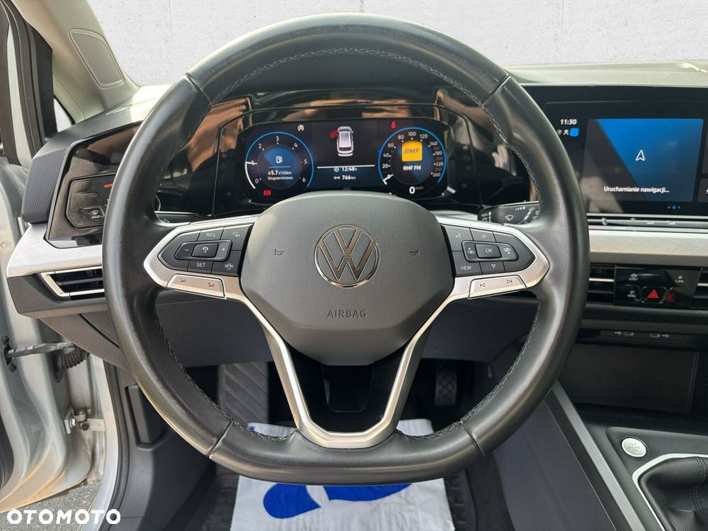 Volkswagen Golf - 16