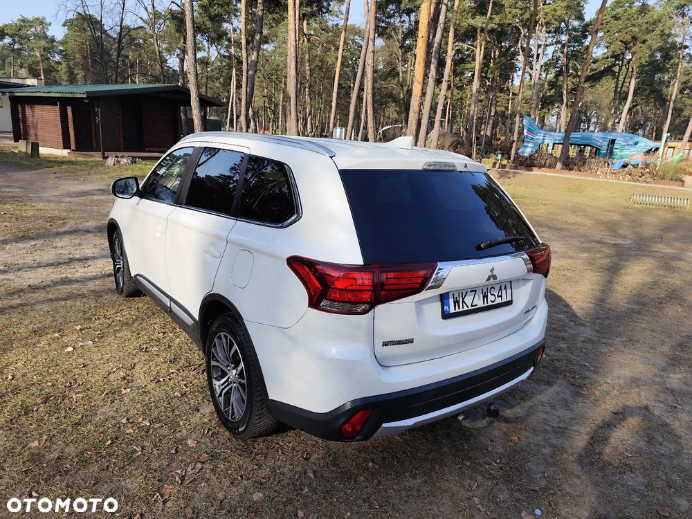 Mitsubishi Outlander - 17