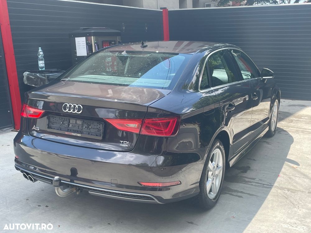 Audi A3 2.0 TDI (clean diesel) quattro S line Sportpaket - 5