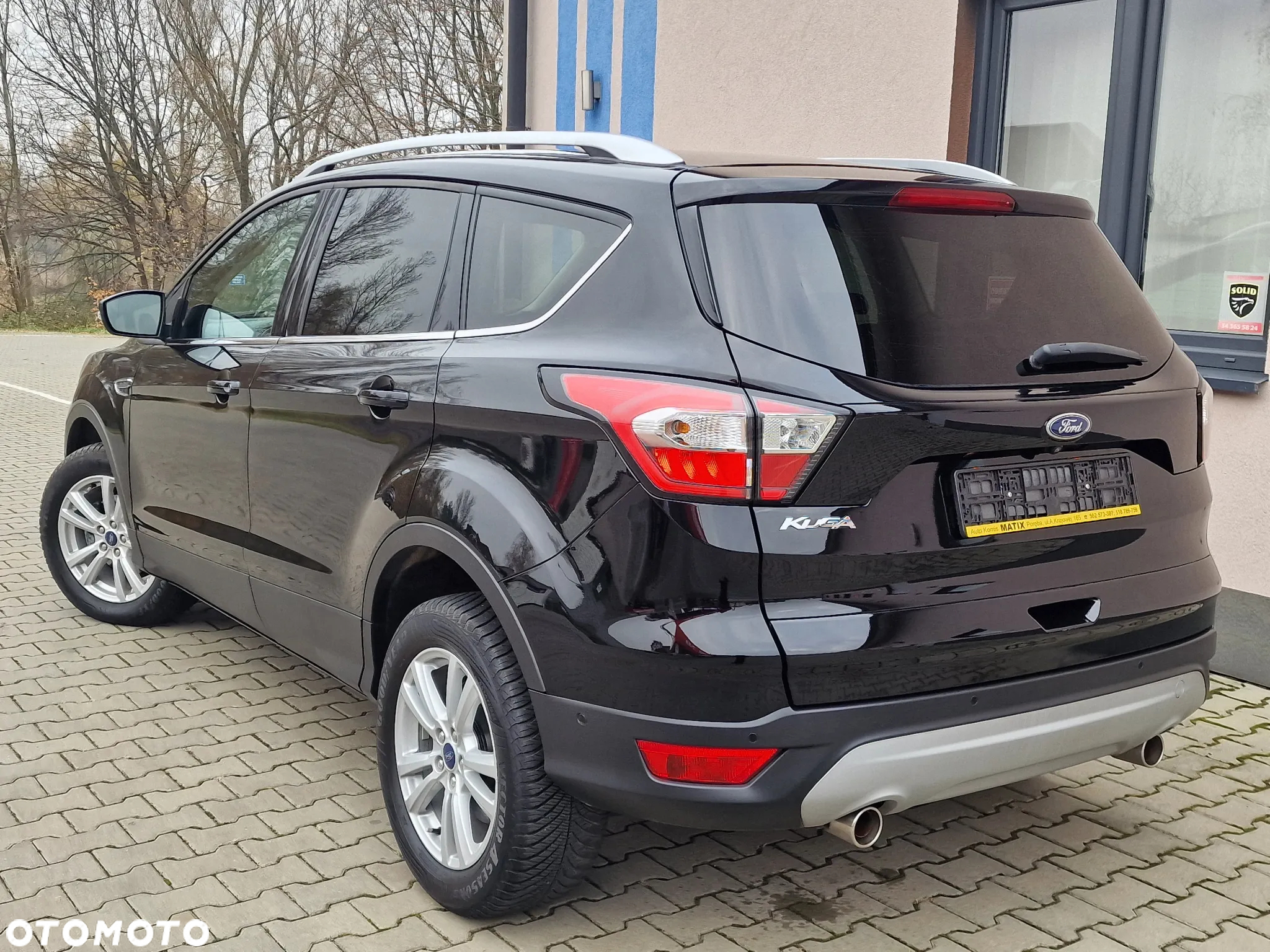Ford Kuga 1.5 EcoBoost 2x4 Cool & Connect - 4