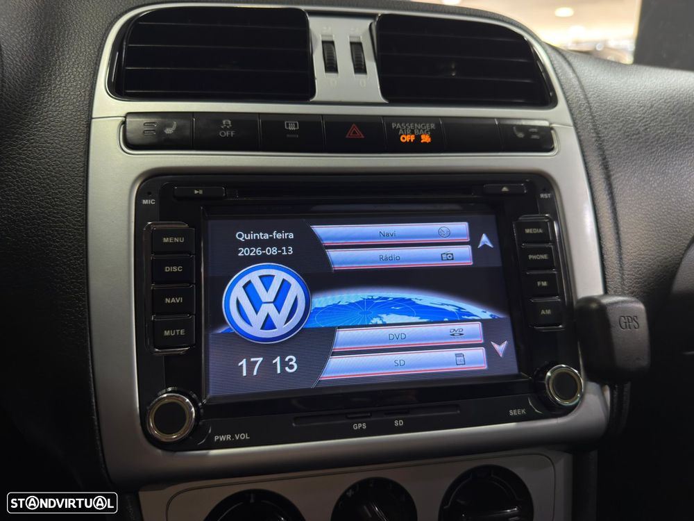 VW Polo - 29