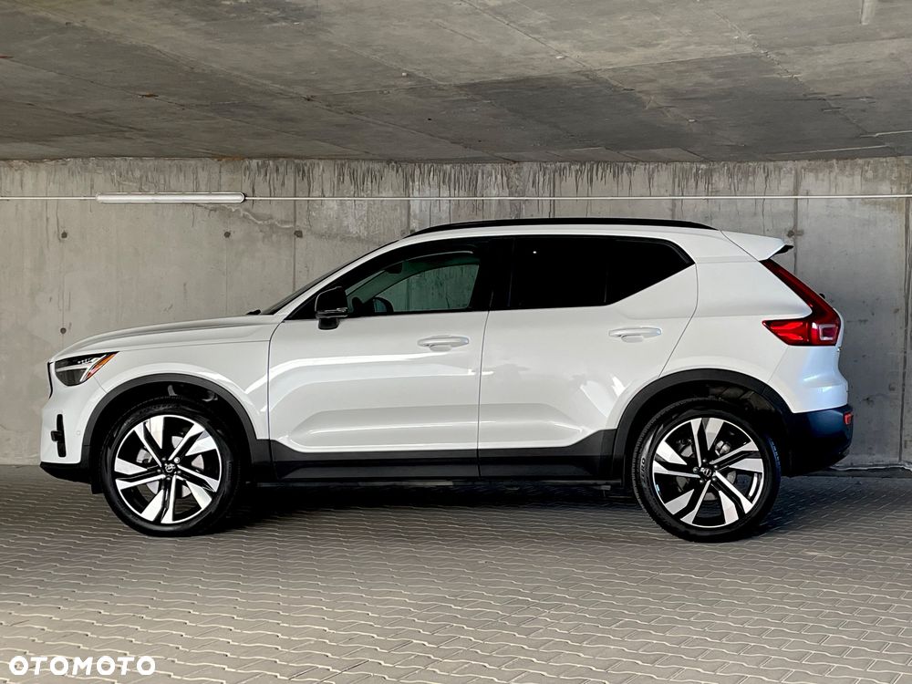Volvo XC 40 B5 B AWD Ultimate Dark - 3
