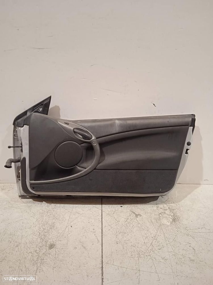 PORTA FRONTAL DIREITA FORD COUGAR 1999 - 2