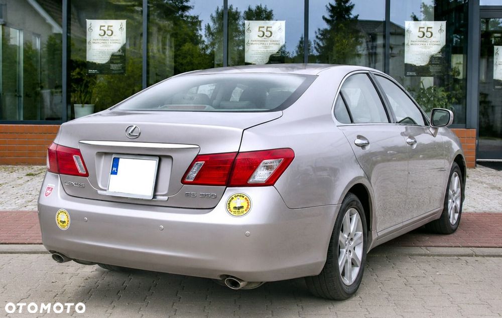 Lexus ES - 15