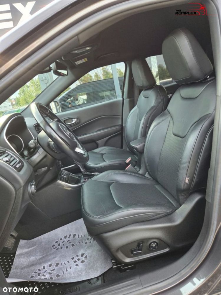 Jeep Compass - 8