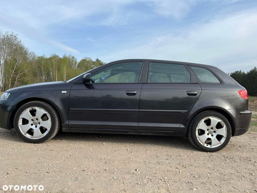 Audi A3 Sportback 2.0 TDI Ambiente - 3