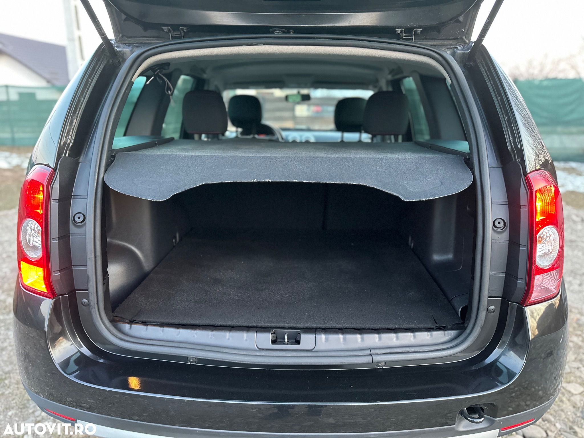 Dacia Duster 1.5 dCi 4x4 Laureate - 12