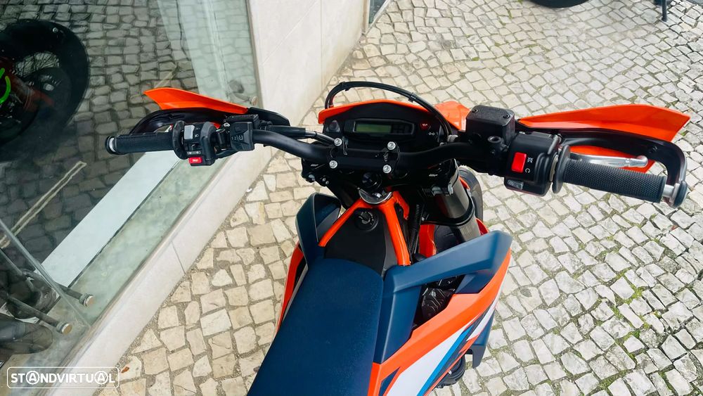 KTM 690 SNCR - 10