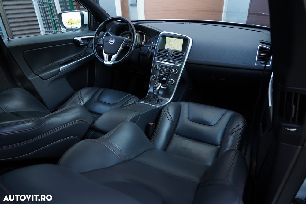 Volvo XC 60 D4 Geartronic Summum - 11
