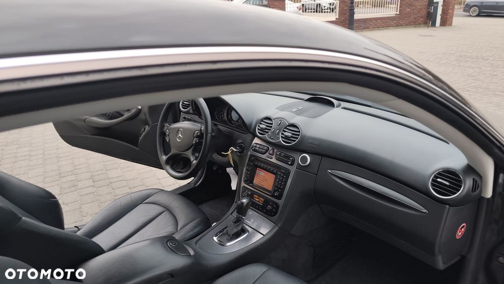 Mercedes-Benz CLK 320 Avantgarde - 17