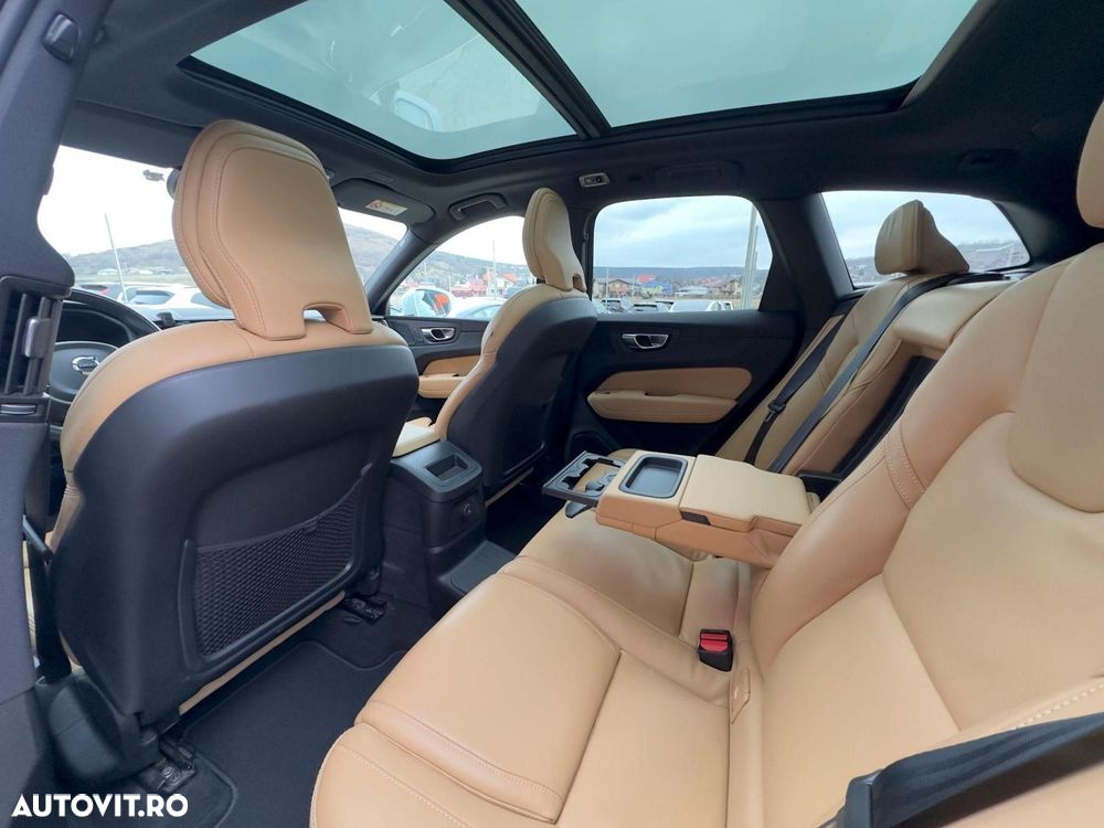 Volvo XC 60 Recharge T8 Twin Engine eAWD Inscription - 20