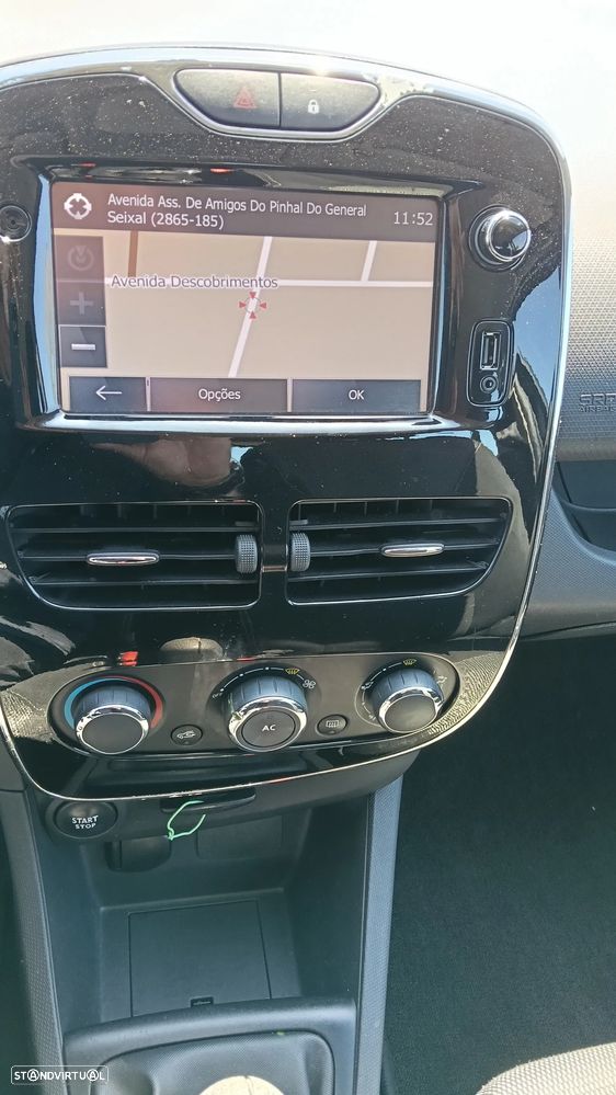 Renault Clio 1.5 dCi # - 9