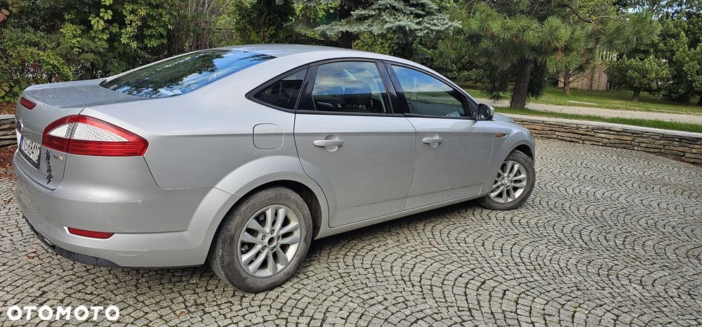 Ford Mondeo - 4