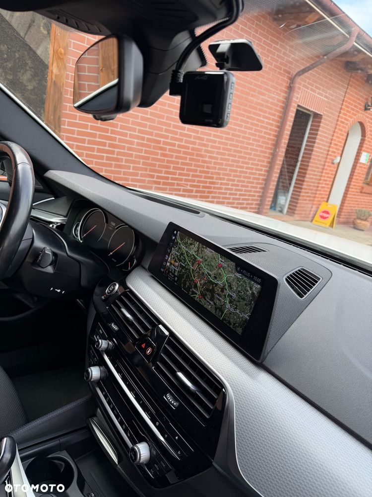 BMW Seria 5 540d xDrive M Sport sport - 34