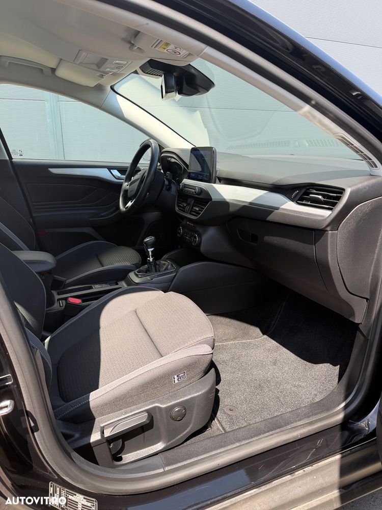 Ford Focus 1.0 EcoBoost Trend Edition - 8