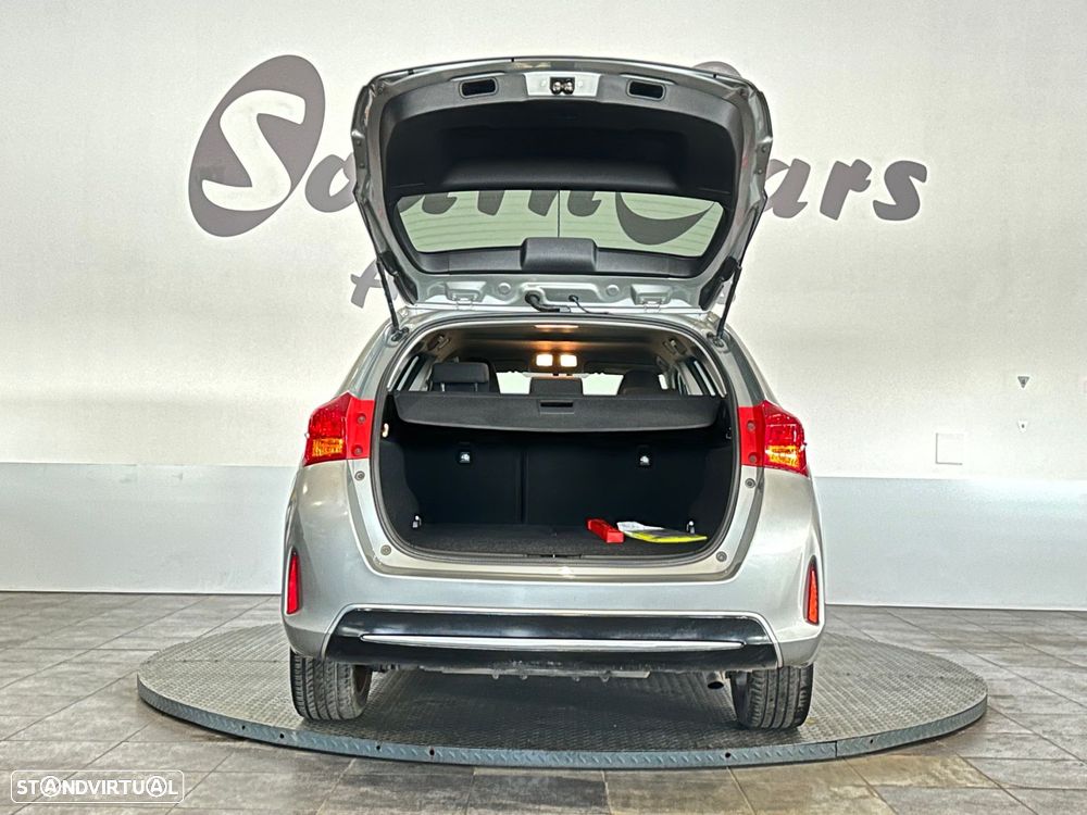 Toyota Auris Touring Sports 1.4 D-4D Comfort+Pack Sport - 6
