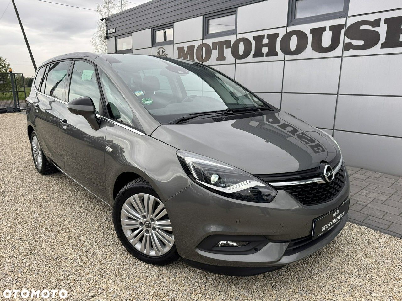 Opel Zafira - 1