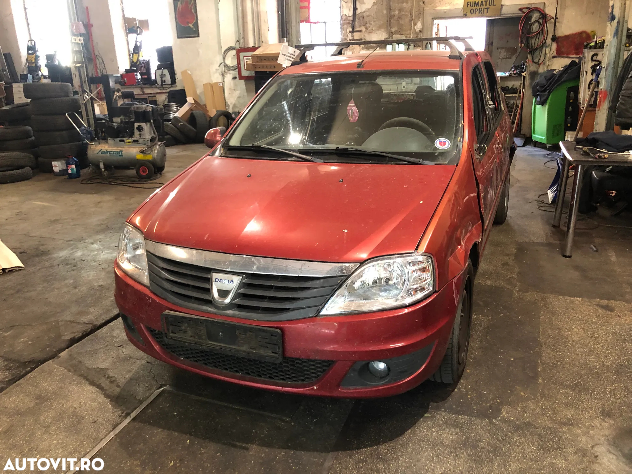 Dezmembrez Dacia Logan PH2 maro visiniu 1.6 16v 2011 - 11