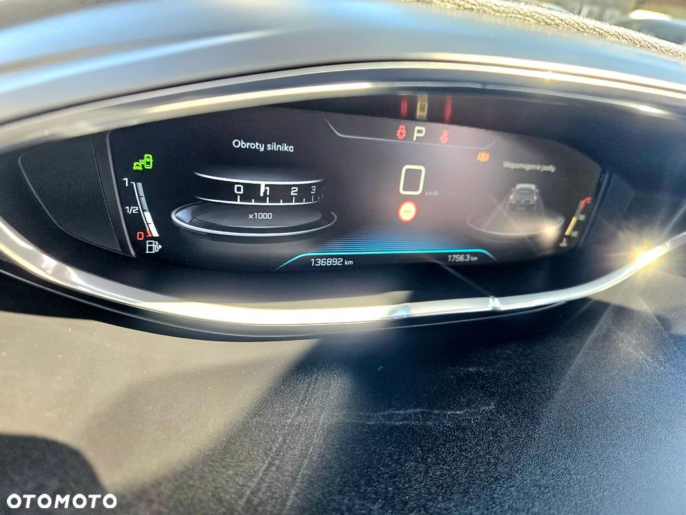 Peugeot 5008 THP 165 EAT6 Stop & Start Allure - 32