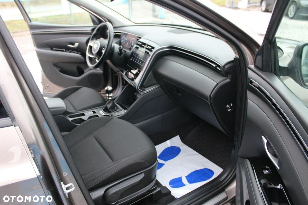 Hyundai Tucson - 32