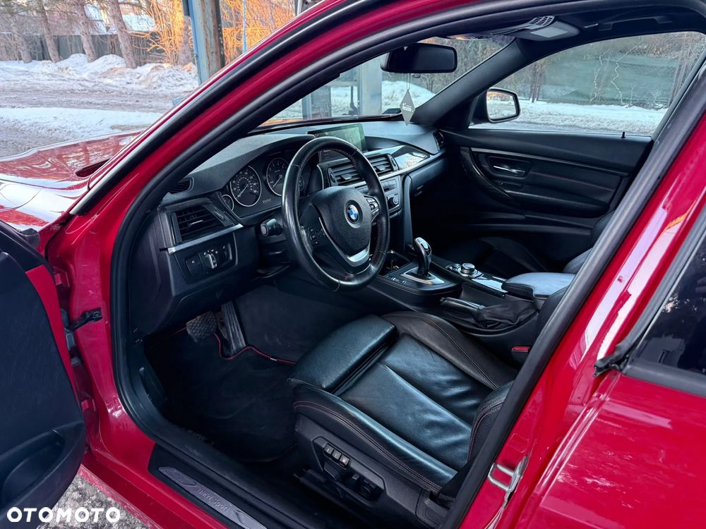 BMW Seria 3 335i Sport Line - 21