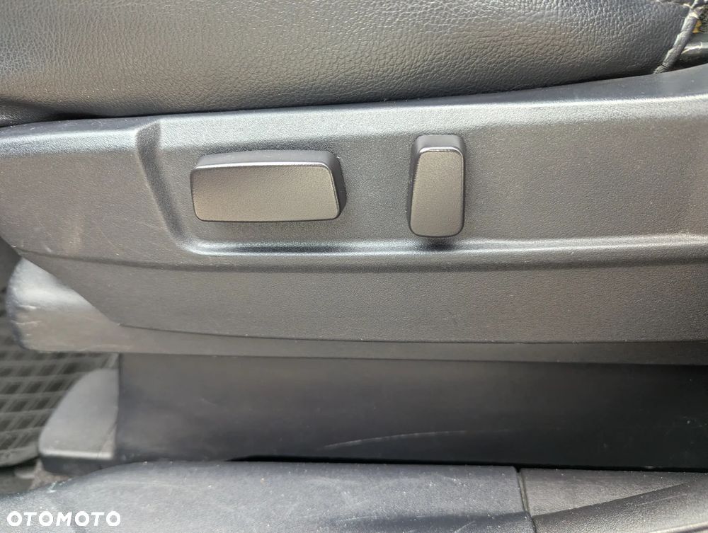 Citroën C-Crosser 2.2 HDi Exclusive - 34