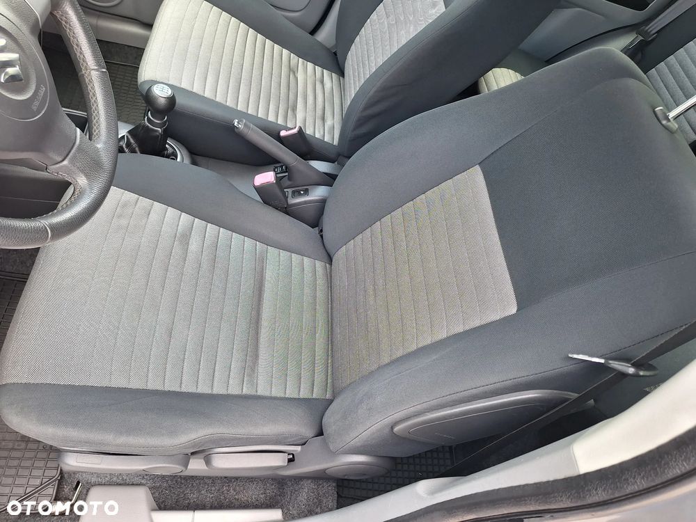 Suzuki SX4 1.6 VVT 4x4 Comfort - 15