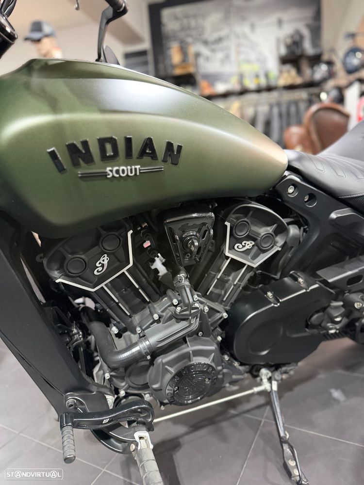 Indian Scout Rogue - 9