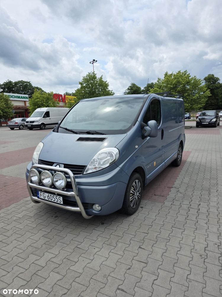 Renault Trafic - 2