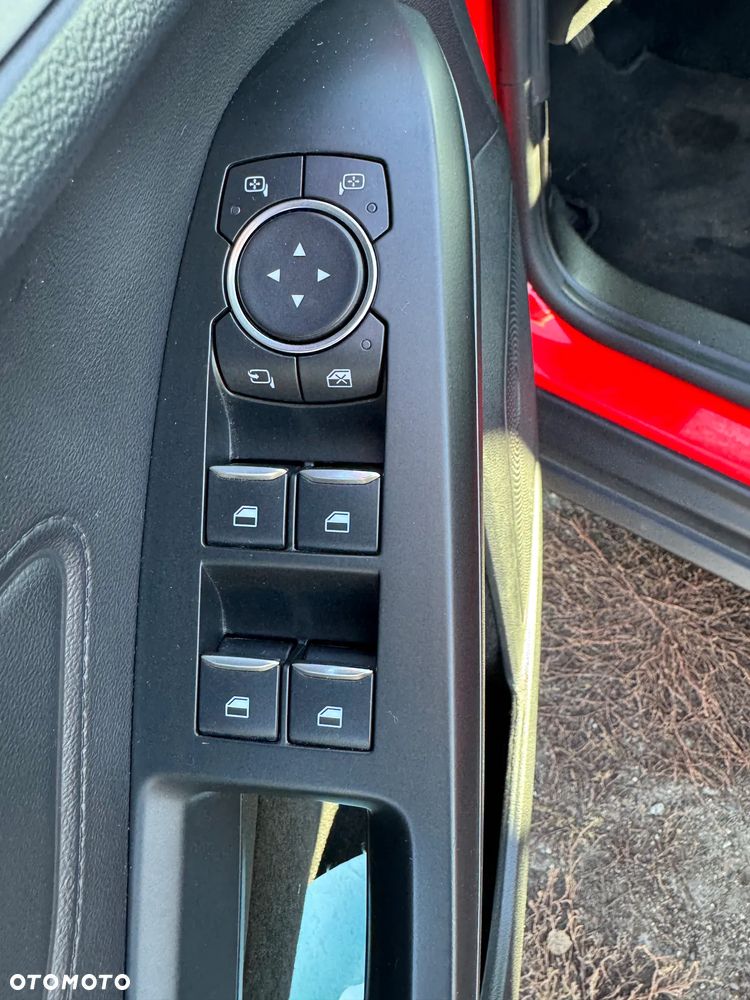 Ford Focus 1.5 EcoBlue Start-Stopp-System TITANIUM DESIGN - 26