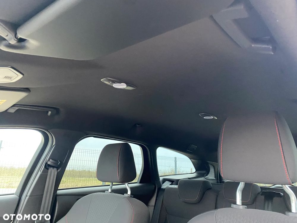 Ford Focus 1.5 EcoBlue Start-Stopp-System ST-LINE - 30